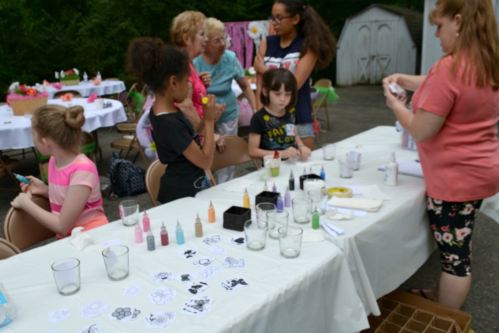 bloom glass painting girls